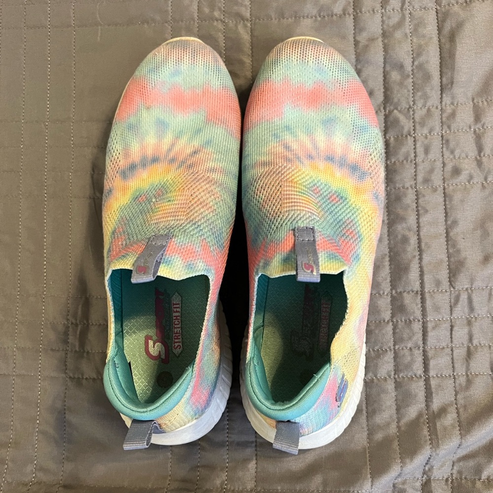 Skechers Big Kids Katya Tie Dye Slip On Sneakers, Size 5